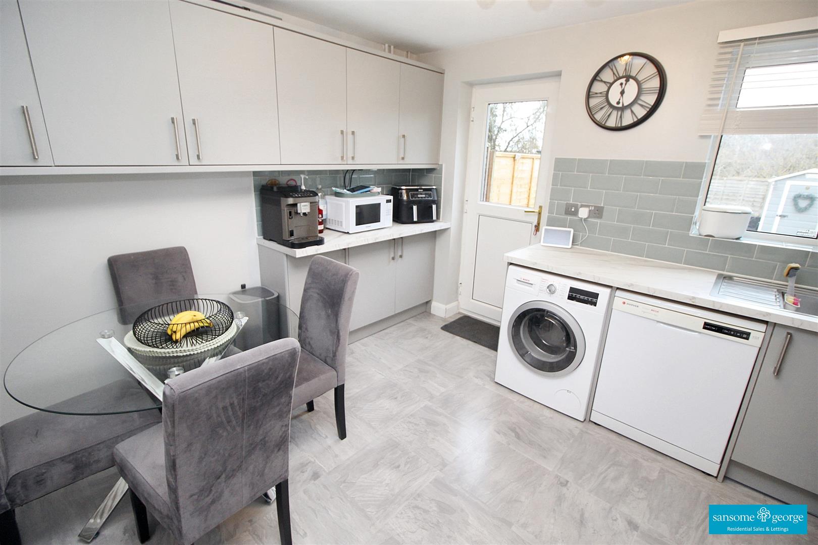 Pottery Road, Tilehurst, Reading
